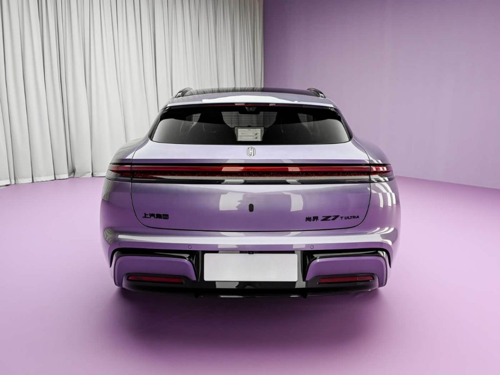 شبكة السيارات الصينية &ndash; Shangjie Z7 وZ7T تقترب من الإطلاق الرسمي: مدى يصل إلى 905 كم، تقنيات هواوي المتقدمة، وأداء رياضي صادم… هل نحن أمام أقوى سيدان كهربائية في فئتها؟