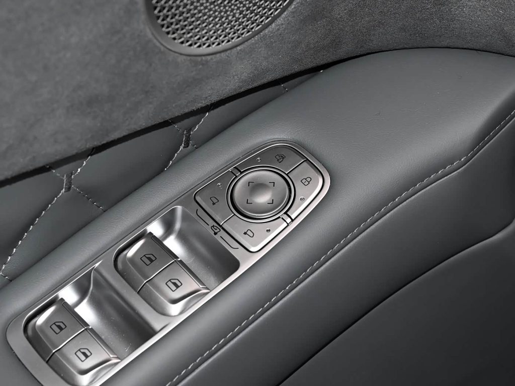 شبكة السيارات الصينية &ndash; WEY V9X 2026 الفاخرة تبدأ أسعارها الرسمية في الصين: SUV هجينة بمنصة GWM One ومدى كهربائي 470 كم وشاسيه رقمي يعيد تعريف الفئة