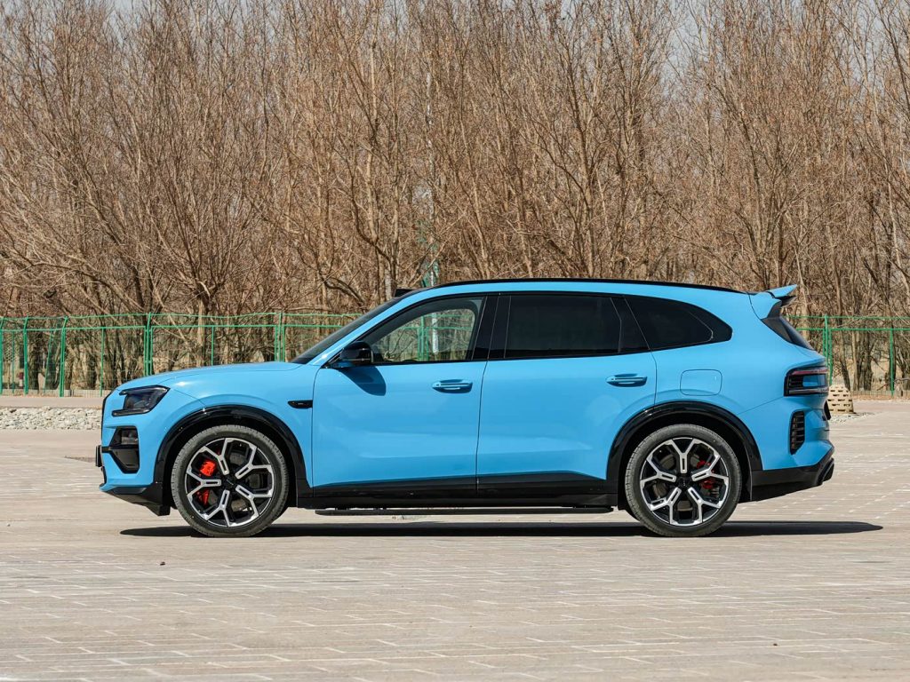 شبكة السيارات الصينية &ndash; زيكر 8X 2026: هجينة ببنية 900V تجمع بين أداء يصل إلى 1400 حصان ومدى كهربائي حتى 410 كم وشحن من 20% إلى 80% خلال 9 دقائق