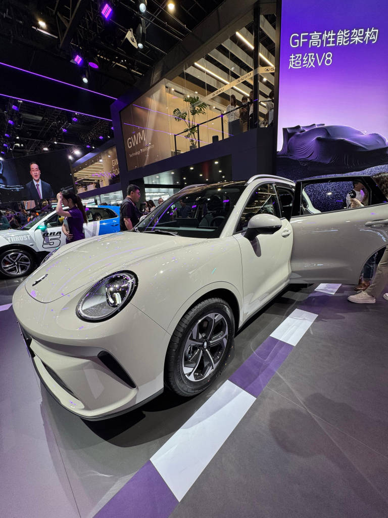 شبكة السيارات الصينية &ndash; أورا ORA 5 موديل 2026: سيارة بثلاثة أنظمة دفع (بنزين وهجين وكهرباء) مع LiDAR و226 حصان… قادمة إلى السعودية والخليج قريبًا