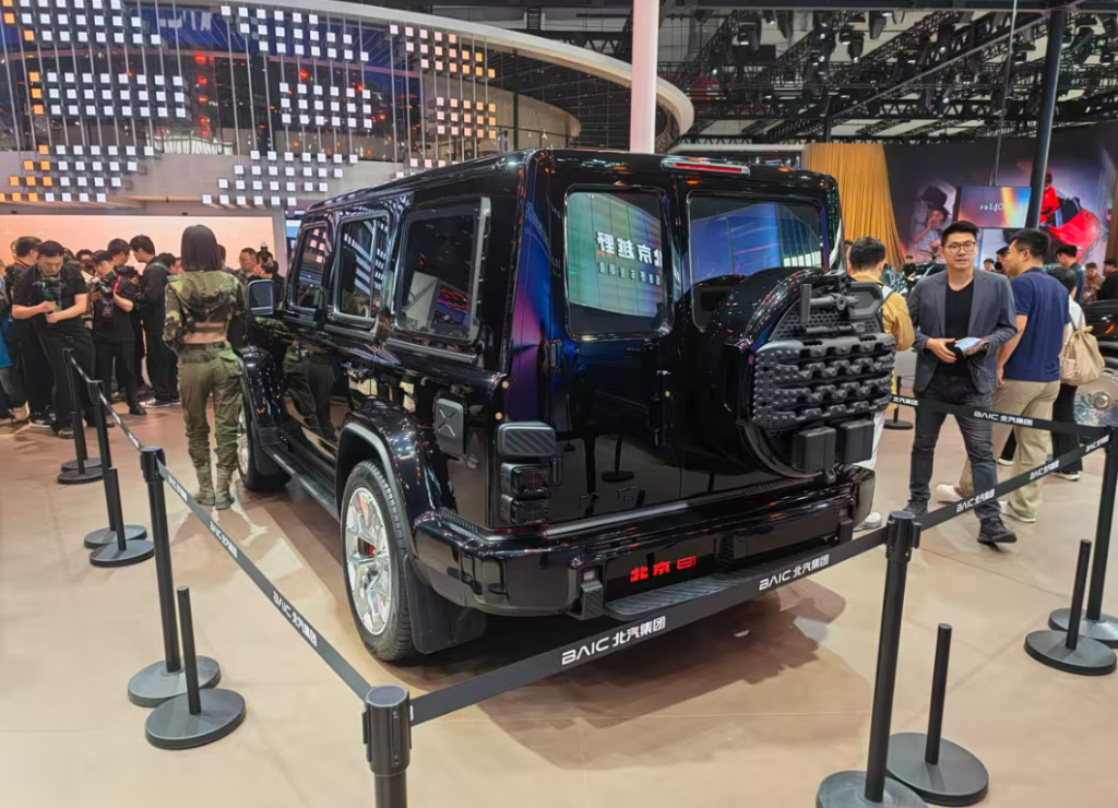 شبكة السيارات الصينية &ndash; بايك تفجر مفاجآت معرض بكين 2026: Bj81 تبدأ من 103 ألف ريال وBJ40 EREV طويل المدى وسيارة سيتي هنتر الفاخرة.