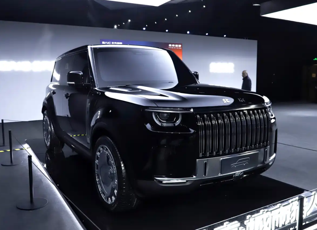 شبكة السيارات الصينية &ndash; بايك تفجر مفاجآت معرض بكين 2026: Bj81 تبدأ من 103 ألف ريال وBJ40 EREV طويل المدى وسيارة سيتي هنتر الفاخرة.