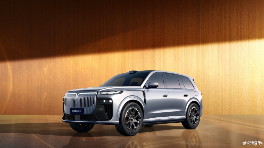 شبكة السيارات الصينية &ndash; فويا تايشان X8 الجديدة 2026: SUV كبيرة بخيارات كهربائية وPHEV ومنصة 800 فولت وأحدث نظام HarmonyOS من هواوي