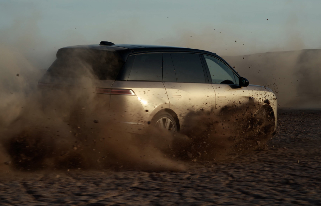 نيو ES9 : أكبر وأقوى SUV كهربائية فاخرة من NIO تعيد تعريف القمة… 697 حصان، بنية 900V، وذكاء يقود المنافسة ضد الألمان 29 شبكة السيارات الصينية – نيو ES9 : أكبر وأقوى SUV كهربائية فاخرة من NIO تعيد تعريف القمة… 697 حصان، بنية 900V، وذكاء يقود المنافسة ضد الألمان