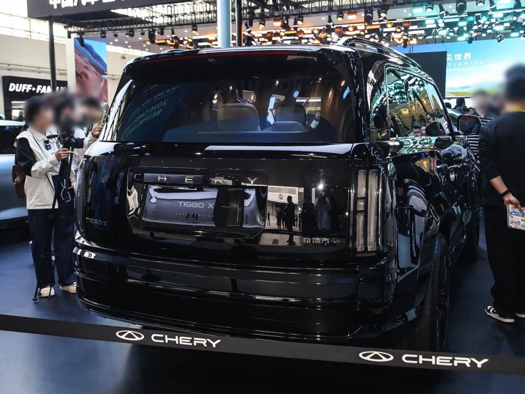 شبكة السيارات الصينية &ndash; شيري Tiggo X: وحش SUV هجينة بـ476 حصان ومدى يتجاوز 1500 كم يعيد رسم المنافسة أمام بي واي دي تانغ