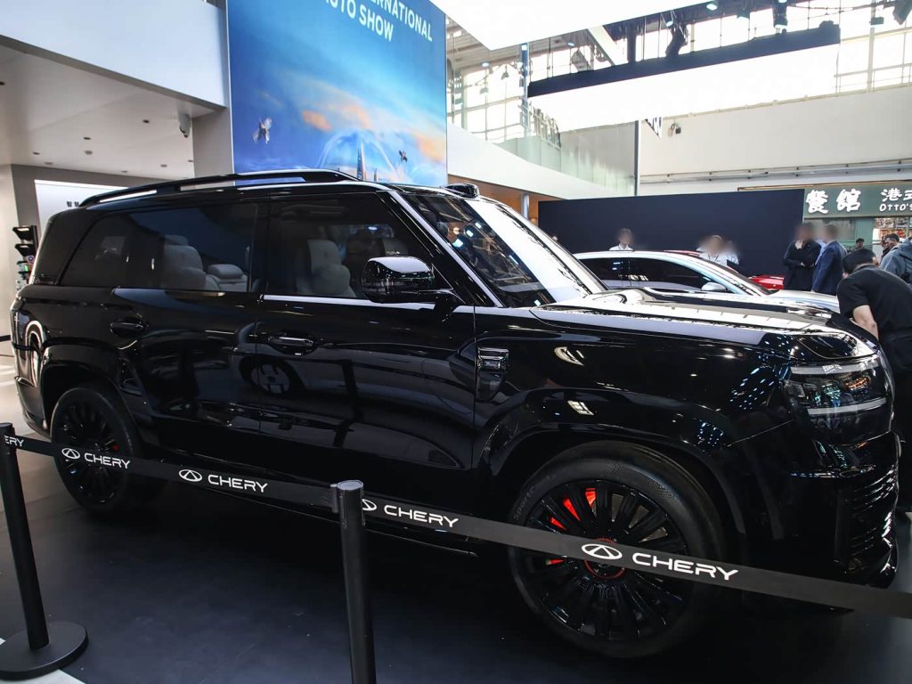 شبكة السيارات الصينية &ndash; شيري Tiggo X: وحش SUV هجينة بـ476 حصان ومدى يتجاوز 1500 كم يعيد رسم المنافسة أمام بي واي دي تانغ