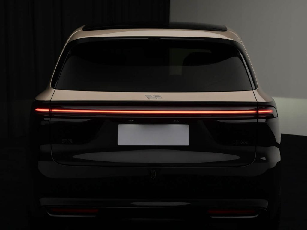 لي أوتو L8 2026 الجديدة كليًا تظهر رسميًا.. SUV فاخرة بخمسة مقاعد ومدى كهربائي 430 كم وتقنيات تنافس مايباخ GLS 58 شبكة السيارات الصينية – لي أوتو L8 2026 الجديدة كليًا تظهر رسميًا.. SUV فاخرة بخمسة مقاعد ومدى كهربائي 430 كم وتقنيات تنافس مايباخ GLS