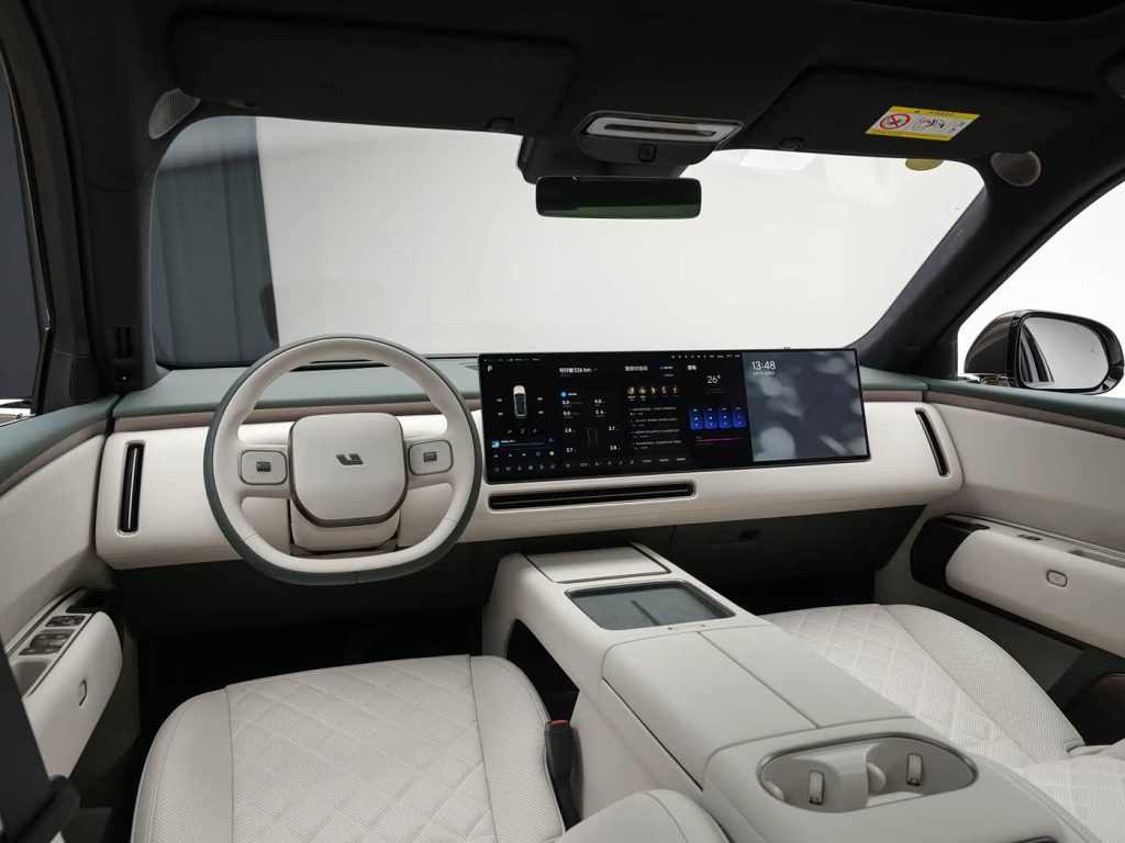 لي أوتو L8 2026 الجديدة كليًا تظهر رسميًا.. SUV فاخرة بخمسة مقاعد ومدى كهربائي 430 كم وتقنيات تنافس مايباخ GLS 14 شبكة السيارات الصينية – لي أوتو L8 2026 الجديدة كليًا تظهر رسميًا.. SUV فاخرة بخمسة مقاعد ومدى كهربائي 430 كم وتقنيات تنافس مايباخ GLS