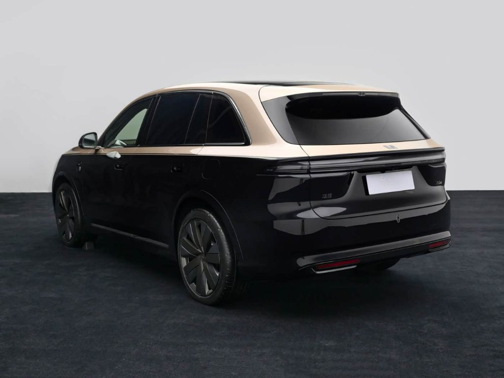 لي أوتو L8 2026 الجديدة كليًا تظهر رسميًا.. SUV فاخرة بخمسة مقاعد ومدى كهربائي 430 كم وتقنيات تنافس مايباخ GLS 6 شبكة السيارات الصينية – لي أوتو L8 2026 الجديدة كليًا تظهر رسميًا.. SUV فاخرة بخمسة مقاعد ومدى كهربائي 430 كم وتقنيات تنافس مايباخ GLS