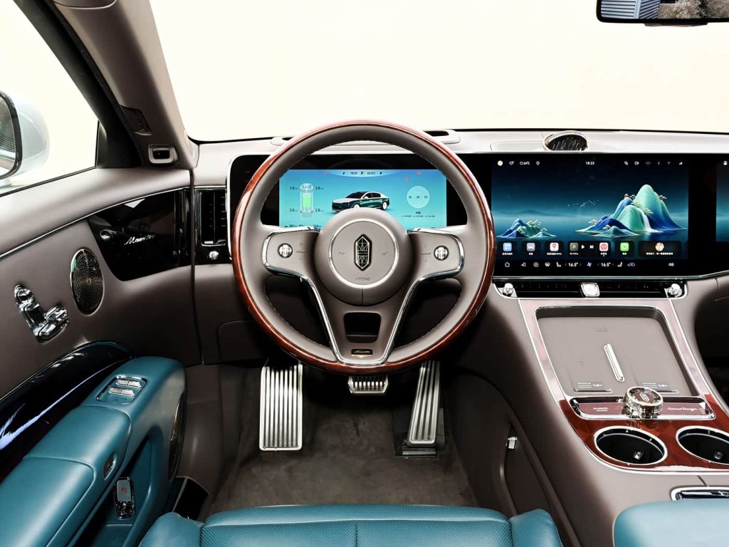 شبكة السيارات الصينية &ndash; هواوي Maextro S800 Grand Design الجديدة تنطلق رسميًا.. أفخم سيارة صينية بسعر 1.388 مليون يوان وتقنيات تعيد تعريف الفخامة الذكية