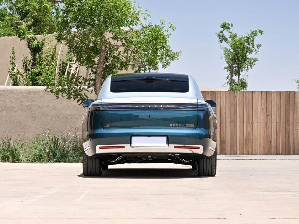 شبكة السيارات الصينية &ndash; هواوي Maextro S800 Grand Design الجديدة تنطلق رسميًا.. أفخم سيارة صينية بسعر 1.388 مليون يوان وتقنيات تعيد تعريف الفخامة الذكية