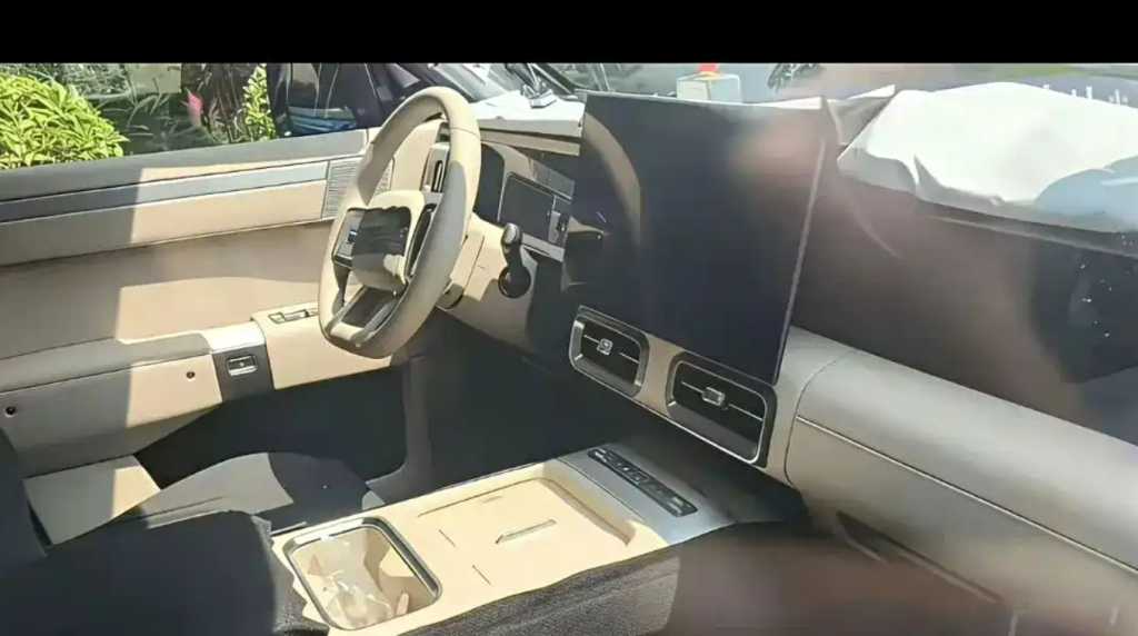 ليوبارد Ti9 تظهر لأول مرة.. مقصورة فاخرة وتقنيات متقدمة لطراز يستهدف قمة فئة SUV الكبيرة 2 شبكة السيارات الصينية – ليوبارد Ti9 تظهر لأول مرة.. مقصورة فاخرة وتقنيات متقدمة لطراز يستهدف قمة فئة SUV الكبيرة