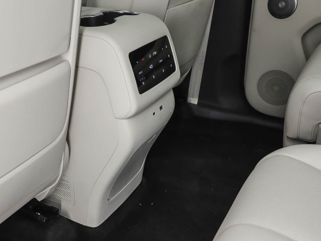 هافال H10 الجديدة تفتح الطلب المسبق: SUV هجينة Hi4 بقوة 598 حصان و6 مقاعد ومدى 1404 كم بسعر يعادل 118,800 ريال 23 شبكة السيارات الصينية – هافال H10 الجديدة تفتح الطلب المسبق: SUV هجينة Hi4 بقوة 598 حصان و6 مقاعد ومدى 1404 كم بسعر يعادل 118,800 ريال