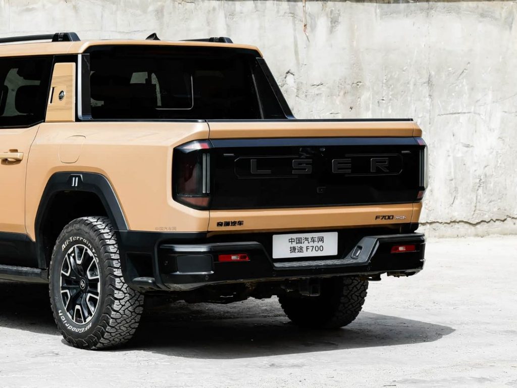 بدء الطلب المسبق على Jetour F700 في الصين: بيك أب هجينة بقوة 904 حصان وديفلوكين ومدى 1300 كم بسعر يعادل 201,800 ريال 13 شبكة السيارات الصينية – بدء الطلب المسبق على Jetour F700 في الصين: بيك أب هجينة بقوة 904 حصان وديفلوكين ومدى 1300 كم بسعر يعادل 201,800 ريال
