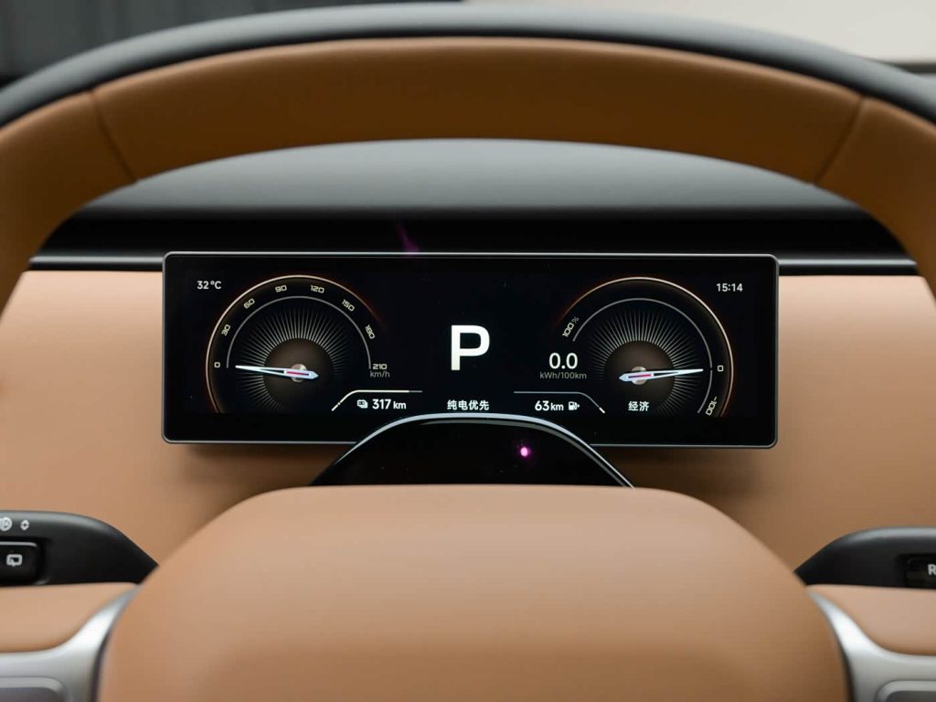 شاومي تقلب سوق الـSUV العائلية بـSkyNomad N70 وN90: مقاعد تدور 180 درجة ومدى 1,705 كم وأسعار تبدأ من 144 ألف ريال في الصين 21 شبكة السيارات الصينية – شاومي تقلب سوق الـSUV العائلية بـSkyNomad N70 وN90: مقاعد تدور 180 درجة ومدى 1,705 كم وأسعار تبدأ من 144 ألف ريال في الصين