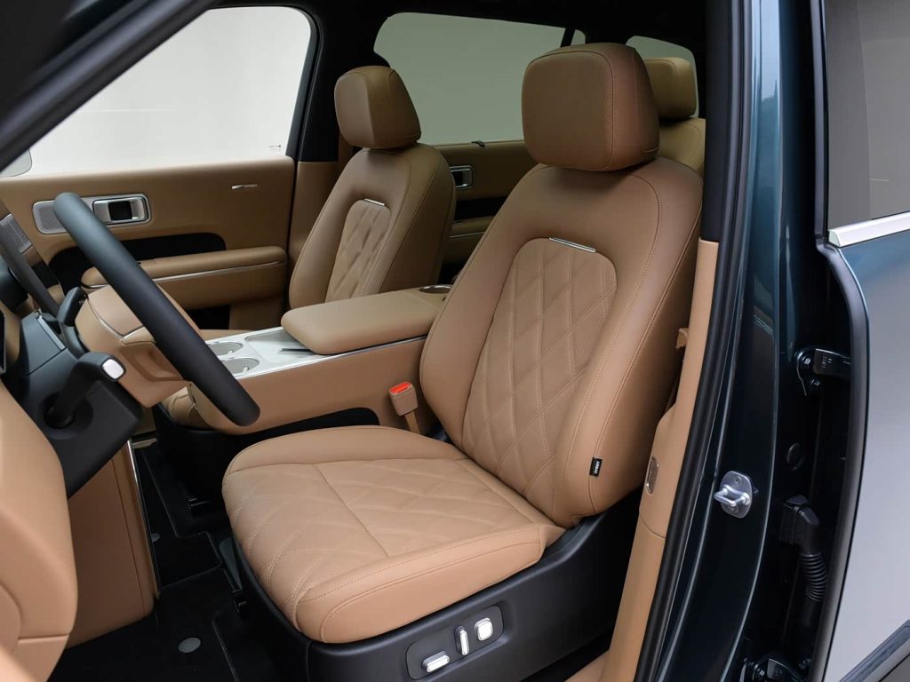 شاومي تقلب سوق الـSUV العائلية بـSkyNomad N70 وN90: مقاعد تدور 180 درجة ومدى 1,705 كم وأسعار تبدأ من 144 ألف ريال في الصين 35 شبكة السيارات الصينية – شاومي تقلب سوق الـSUV العائلية بـSkyNomad N70 وN90: مقاعد تدور 180 درجة ومدى 1,705 كم وأسعار تبدأ من 144 ألف ريال في الصين