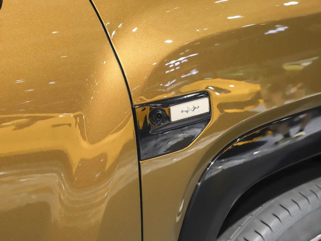 شبكة السيارات الصينية &ndash; معرض تشنغدو: ظهور BYD Ti9 بمدى 1600 كم وبطارية 66.48 كيلوواط