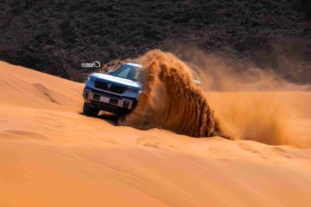 دينزا B8.. التجهيزات التي تعزز قدراتها على الطرق الوعرة