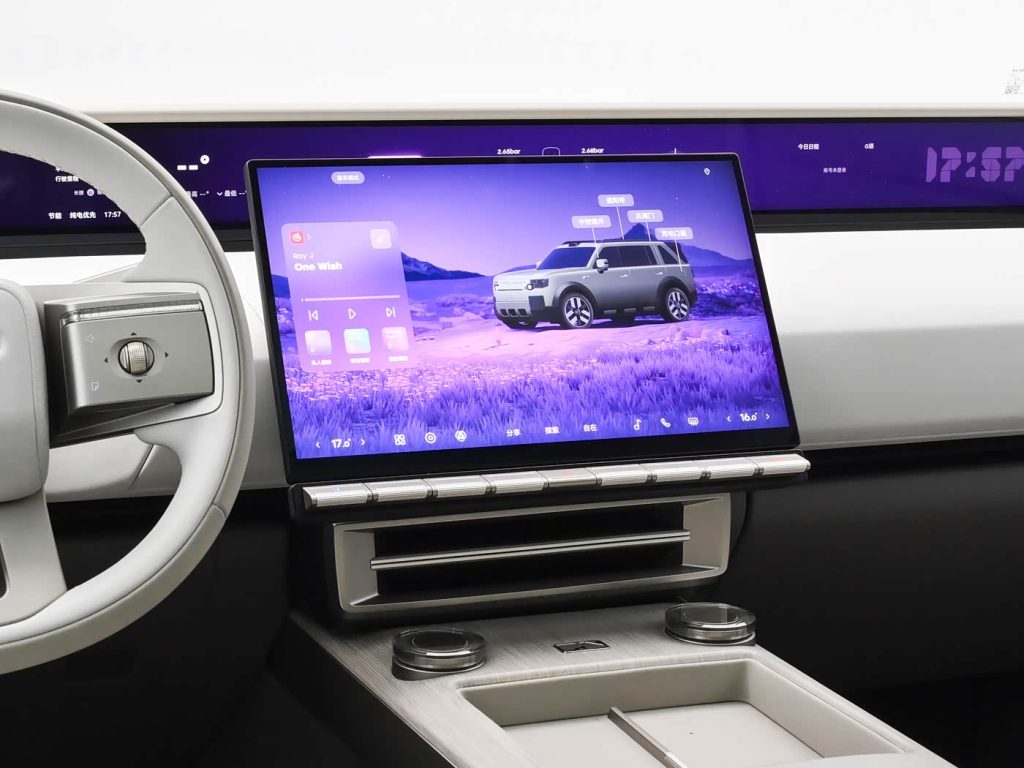 شبكة السيارات الصينية &ndash; فريلاندر 8 تدخل الإنتاج رسميًا: SUV بمدى ممتد و6 مقاعد وHuawei ADS 4.1 وبدء الحجز في 10 أغسطس