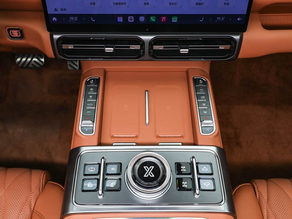 جيتور G700 فيس ليفت 2027 تنطلق رسميًا بقوة 904 حصان ونظام هواوي ADS 5.. خمس فئات وأسعار تبدأ من 160 ألف ريال 17 شبكة السيارات الصينية – جيتور G700 فيس ليفت 2027 تنطلق رسميًا بقوة 904 حصان ونظام هواوي ADS 5.. خمس فئات وأسعار تبدأ من 160 ألف ريال