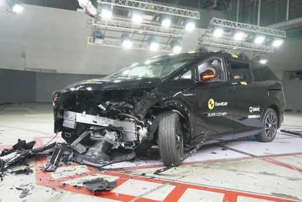 XPENG X9 تحصد 5 نجوم في اختبارات السلامة الأوروبية EURO NCAP